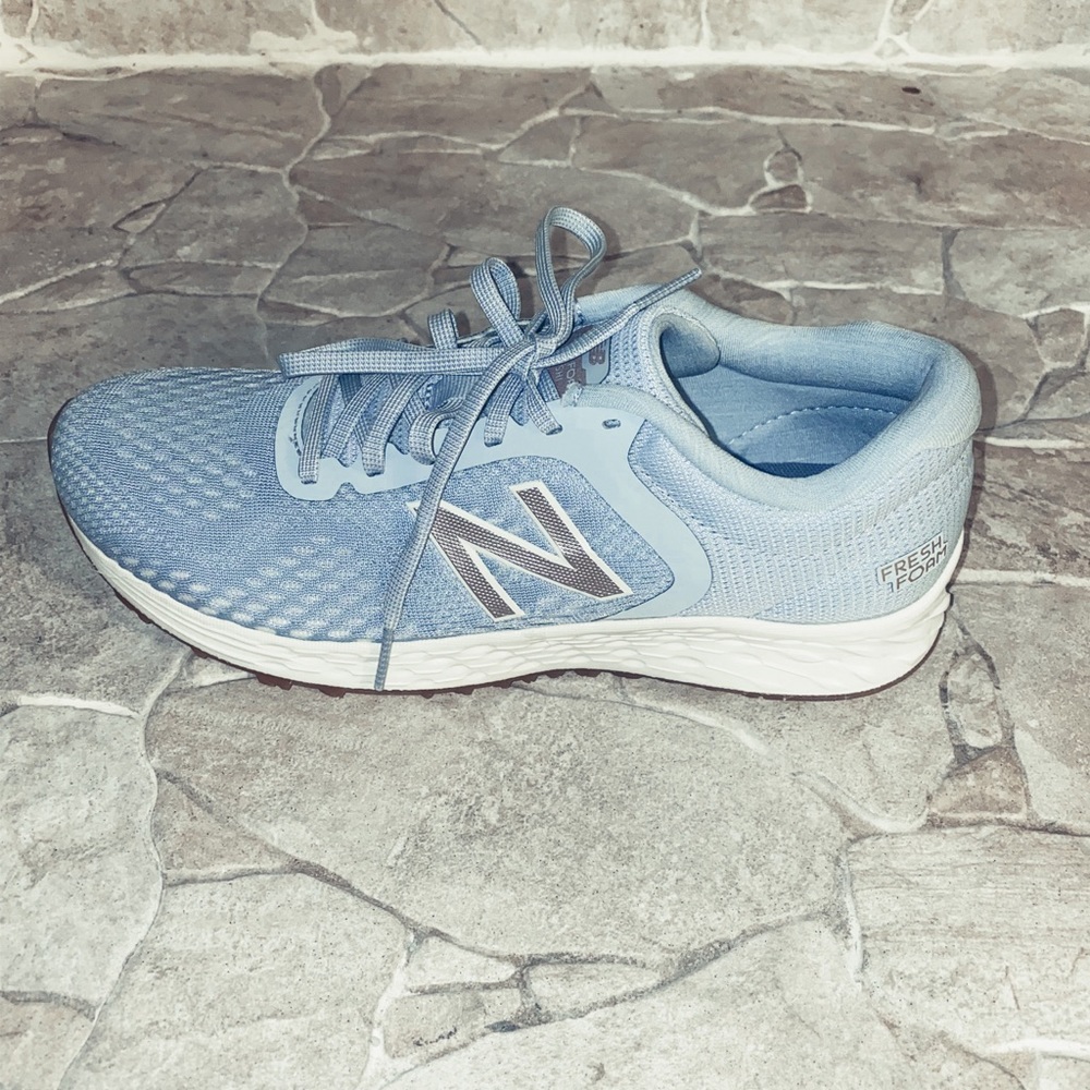 New Balance Tennis Shoes